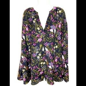 Blouse 4 X Navy Floral .30 in bust, 30 in length